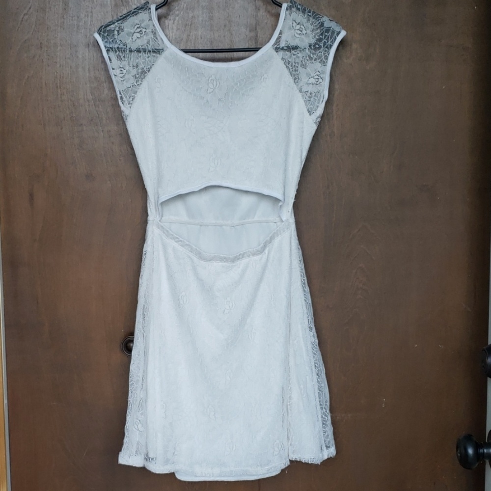 Dress - Picture 2 of 2